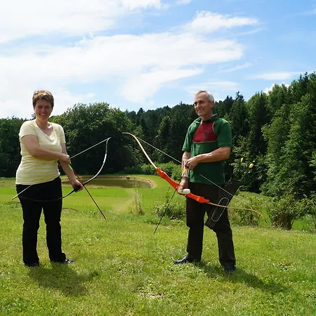 Biobauernhof Drei Finken Farm stay *